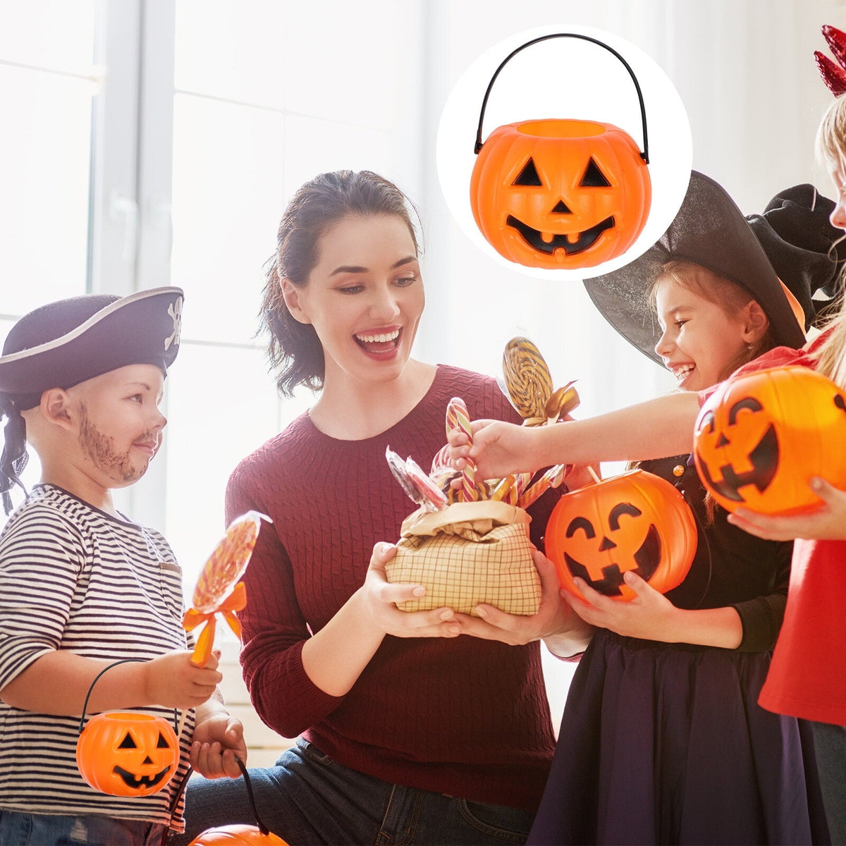 8-Pack Plastic Pumpkin Candy Buckets - Halloween Trick or Treat Pails for Kids, Orange Party Decorations, Durable Candy